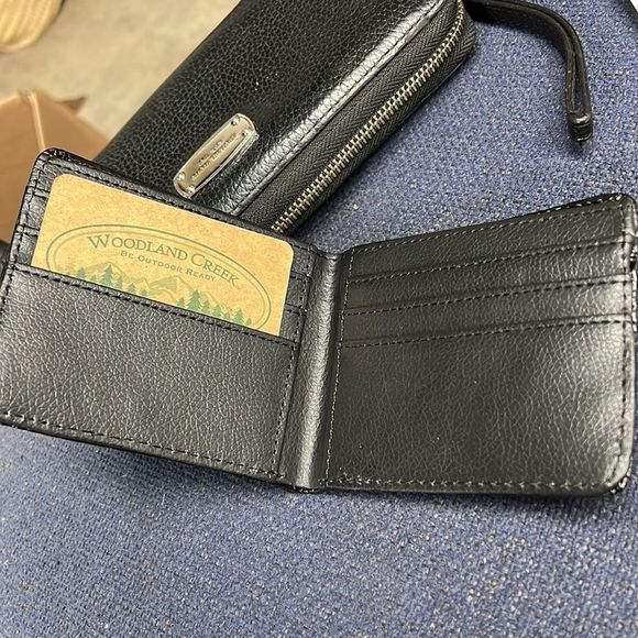 New. Woodland creek black wallet silver hardware - Picture 2 of 4